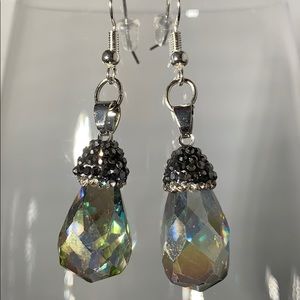 💐Stunning crystal earrings💐